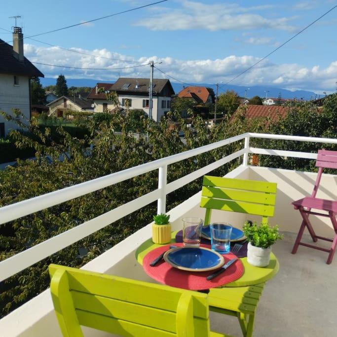 Appartement Verdoyant Au Bord Du Lac Leman Entre Evian Et Thonon Dans Une Villa Publier Buitenkant foto