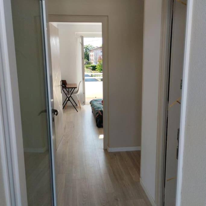 Appartement Verdoyant Au Bord Du Lac Leman Entre Evian Et Thonon Dans Une Villa Publier Buitenkant foto