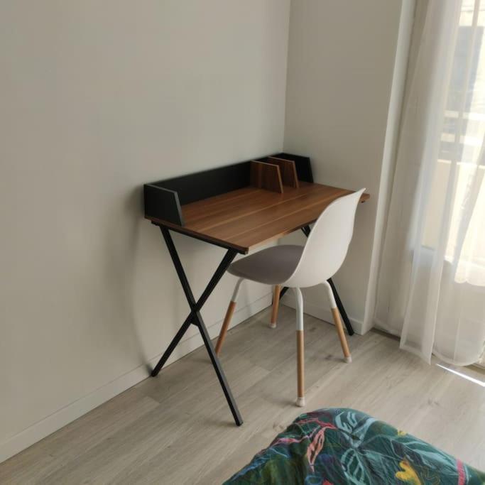 Appartement Verdoyant Au Bord Du Lac Leman Entre Evian Et Thonon Dans Une Villa Publier Buitenkant foto