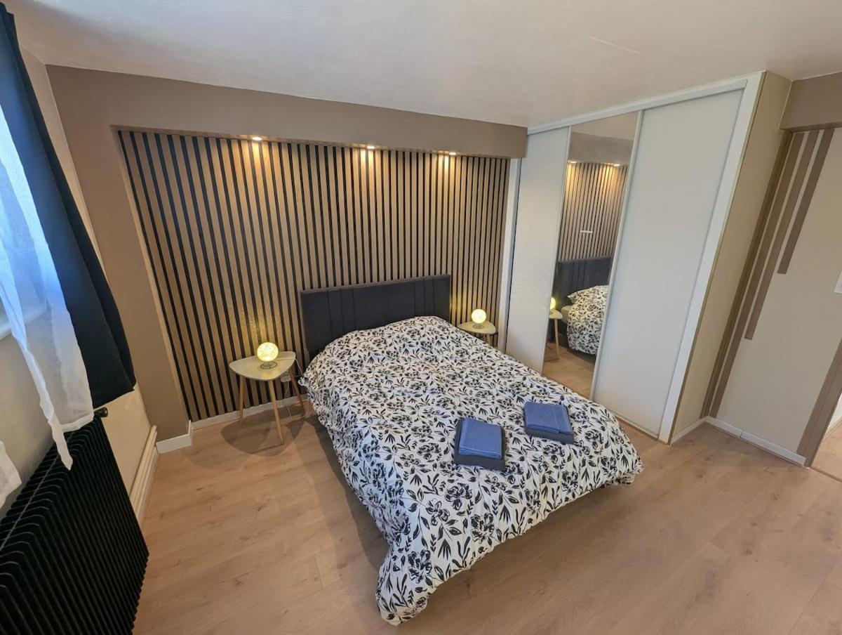 Appartement Verdoyant Au Bord Du Lac Leman Entre Evian Et Thonon Dans Une Villa Publier Buitenkant foto